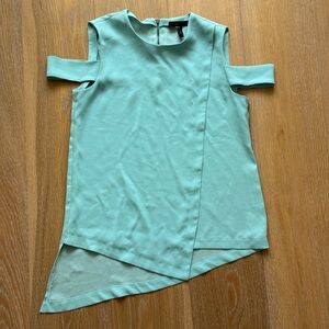 BCBGMaxAzria Aqua Color Sleeveless Top